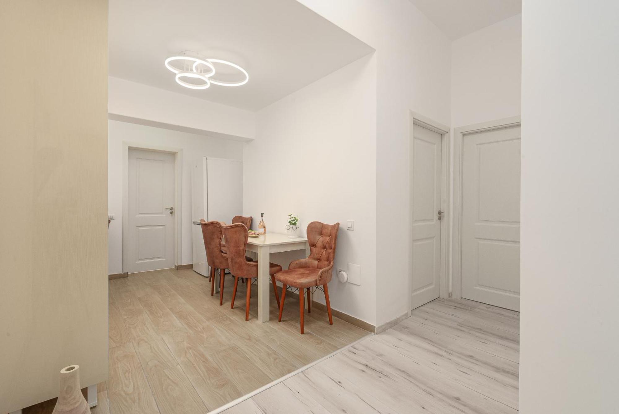 Spacious 3Br Retreat In Central Bucharest Exterior photo